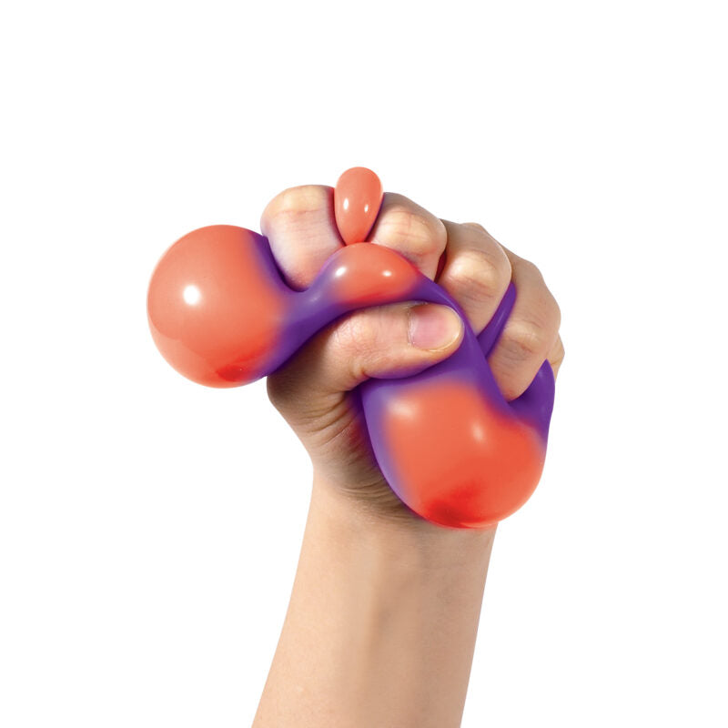 NeeDoh Color Change Squeeze Heart - US 9982