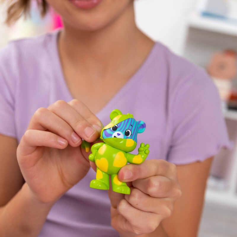 Care Bears – Peel and Reveal - US 9693