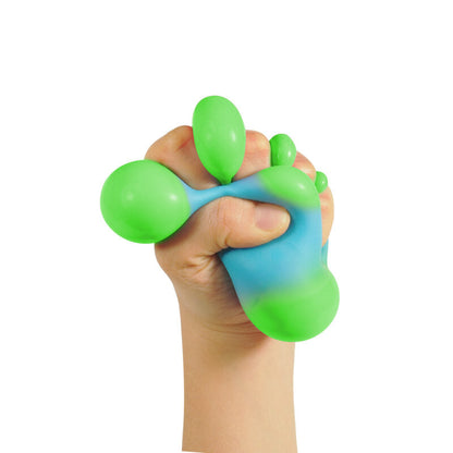 NeeDoh Color Change Squeeze Heart - US 9982